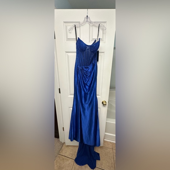 Sherri Hill Never Been Worn Style 56620 Size 2 - Picture 1 of 13